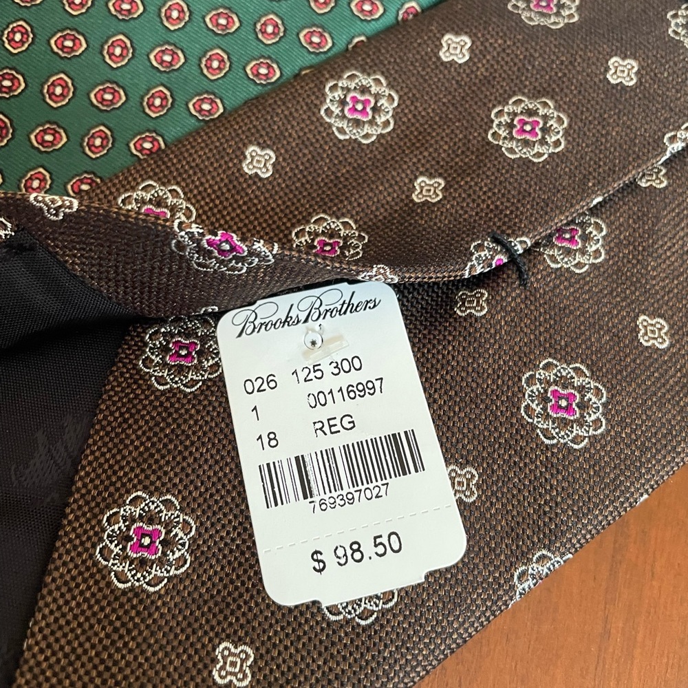 Set of 3! Brooks Brothers 100% Silk Ties - Picture 2 of 6